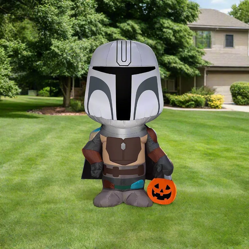 3.5' Airblown® Mandalorian with Halloween Treat Tote Star Wars Inflatable