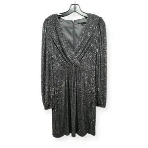 Becca V-Neck Sequin Cocktail Dress in Grey Sparkle City Alex Marie, Size 4