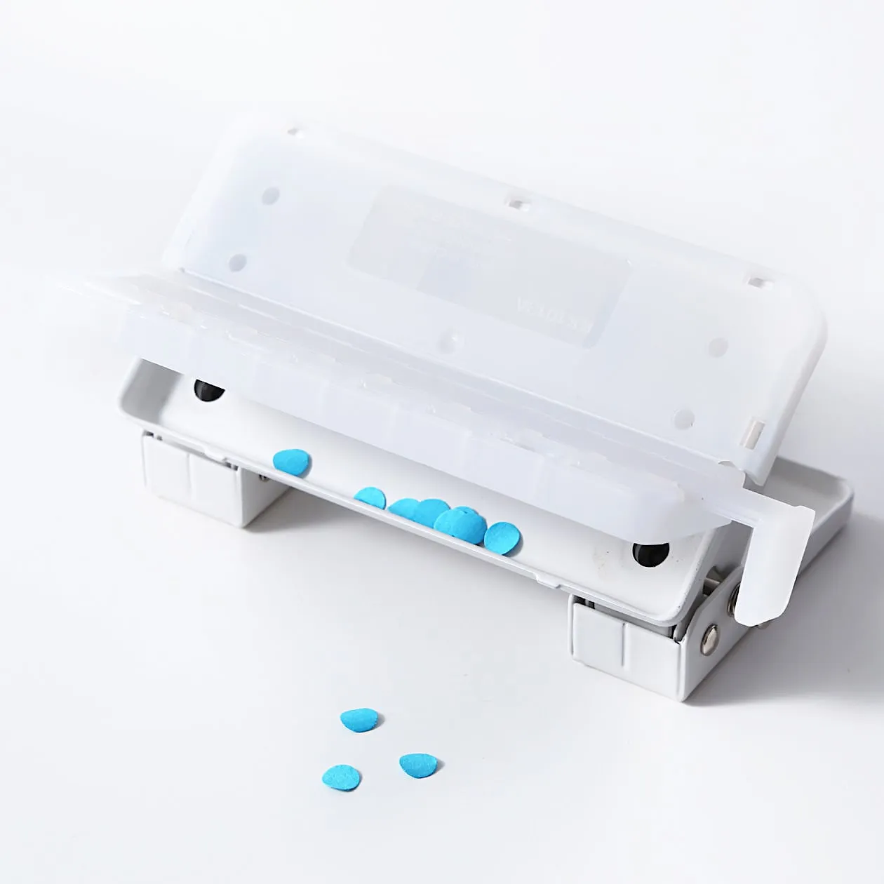 Polypropylene 2 Hole Puncher